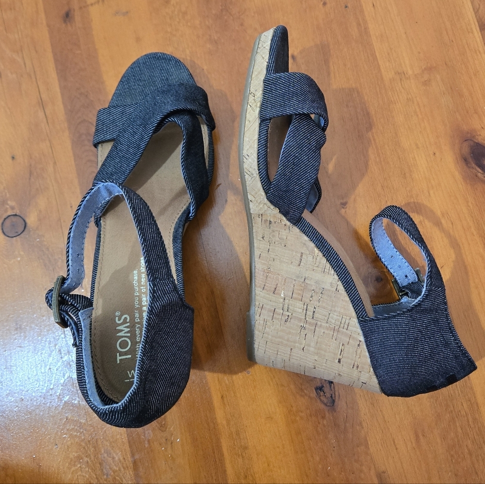 Toms Women's Dark Denim Wedge Sandals